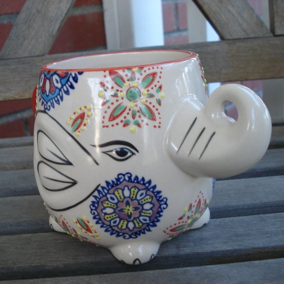 YOKOHAMA STUDIO ELEPHANT MUG Hand Painted 20 OZ Oversized - Picture 2 of 8